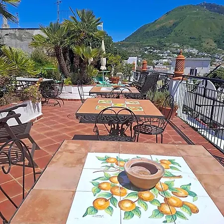 호텔 Hotel Villa Verde Forio di Ischia